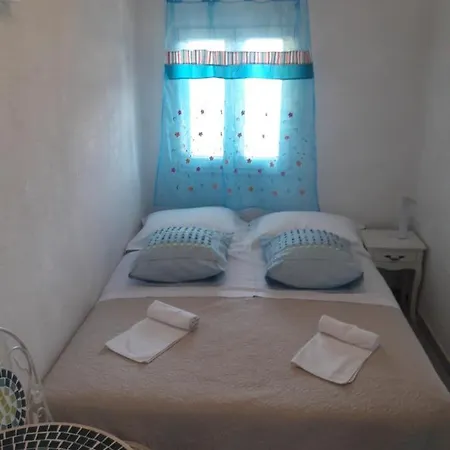 Robinson Medvidina Small Room Zastrazisce Exterior photo